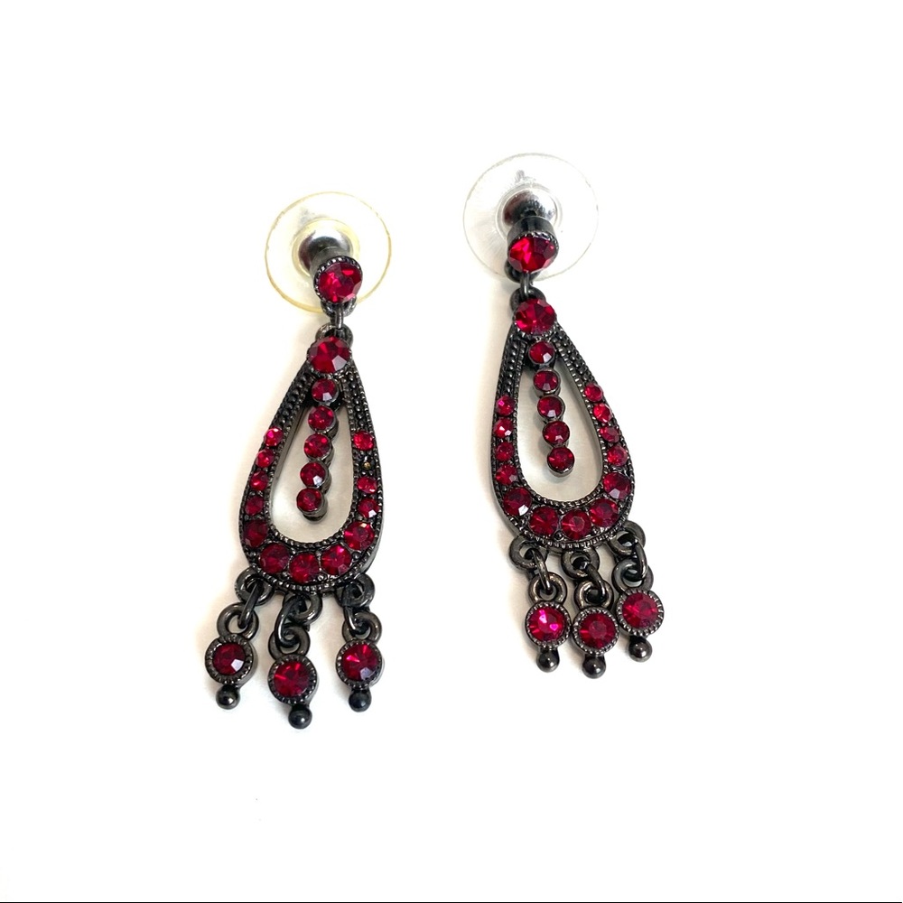 Red stone vintage dangle earrings
